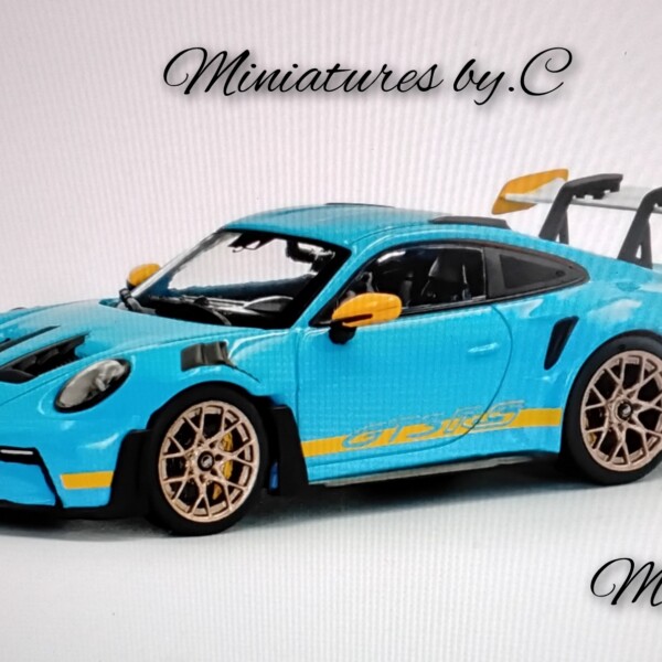 Porsche 911 (992) GT3 RS Tribute 24h Daytona 2003 – Riviera Blue – 2023 - 1:43éme- Solido