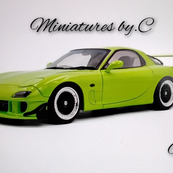 Mazda RX7 FD3RS SOLIDO WORKS – NEON GREEN – 1999- 1:18éme