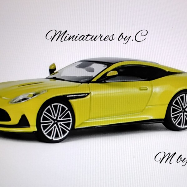 Aston Martin DB12 – LIME ESSENCE – 2023- 1:43éme- Solido
