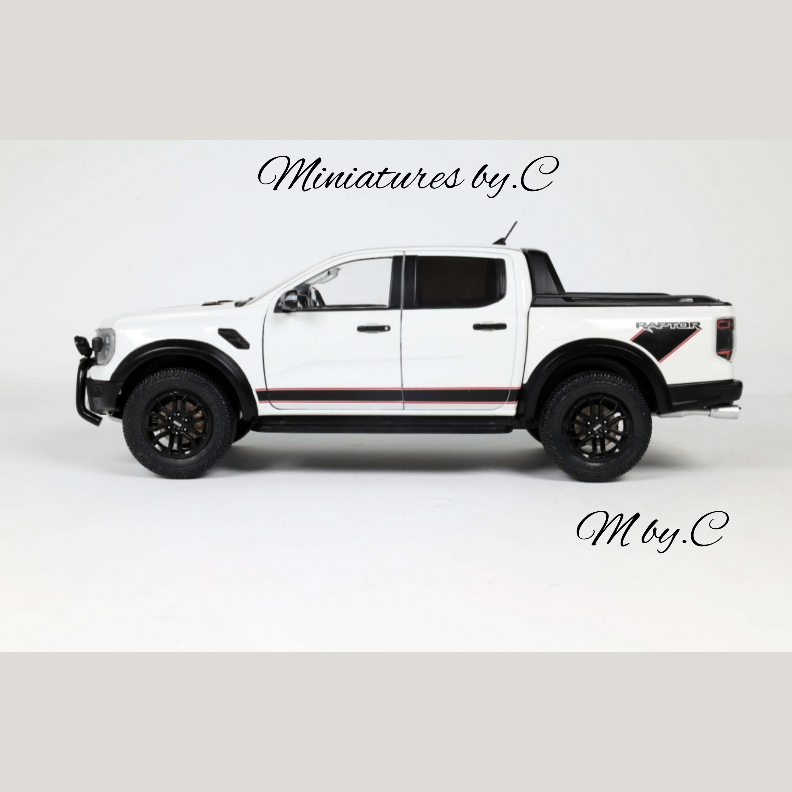 Ford Ranger Raptor Ice White – Solido – 1:18éme – Image 3