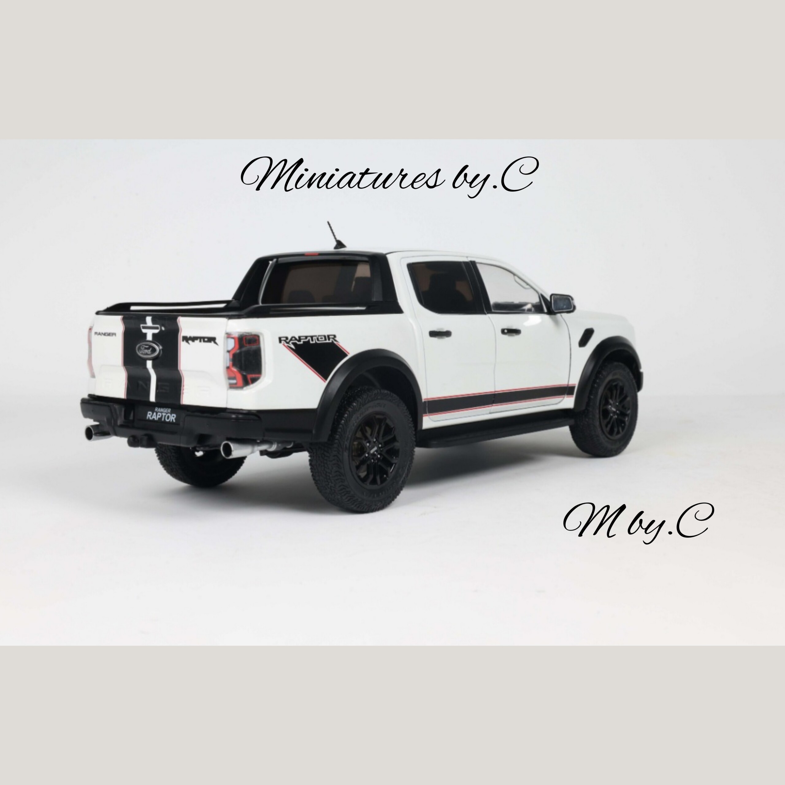 Ford Ranger Raptor Ice White – Solido – 1:18éme – Image 2