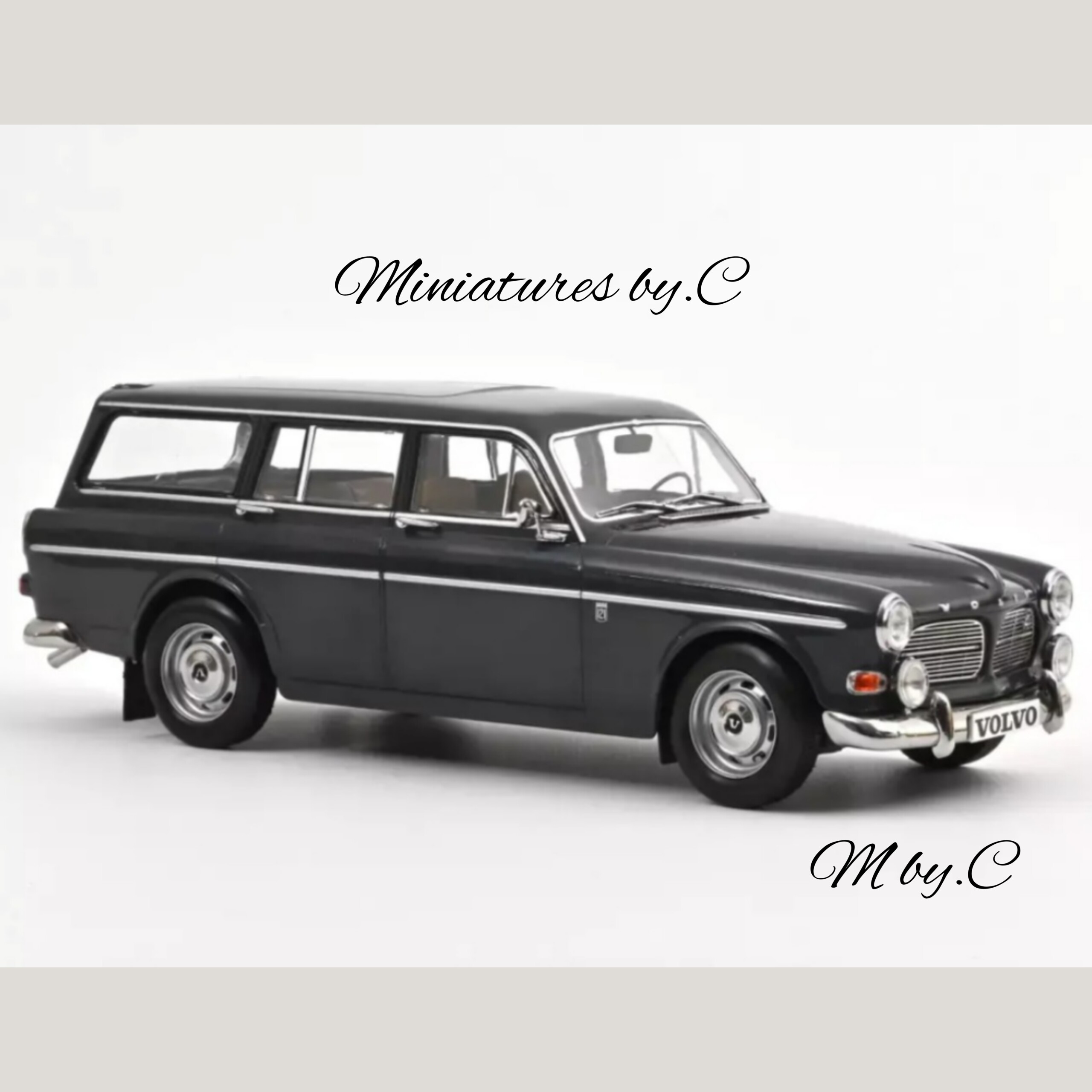 Volvo Amazon Break 1966 Graphite Grey – Norev – 1:18éme – Image 2