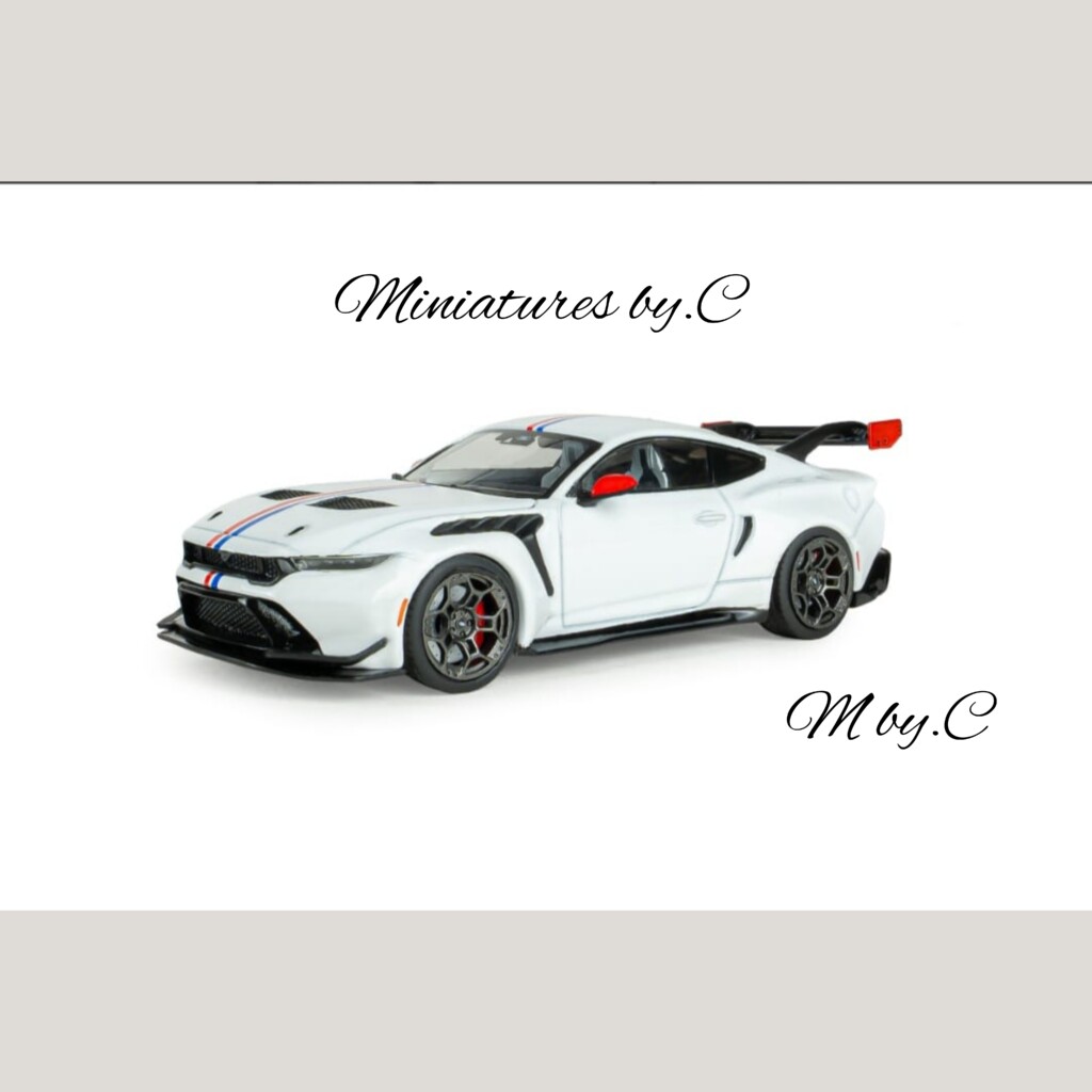 Ford Mustang GTD Frozen White 2025 – Solido – 1:43éme