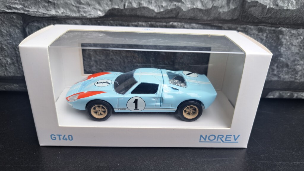 Ford GT40 1:43 Norev