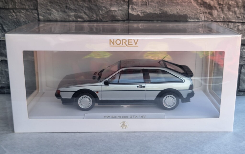 Volkswagen Scirocco GTX 16V 1/18éme Norev